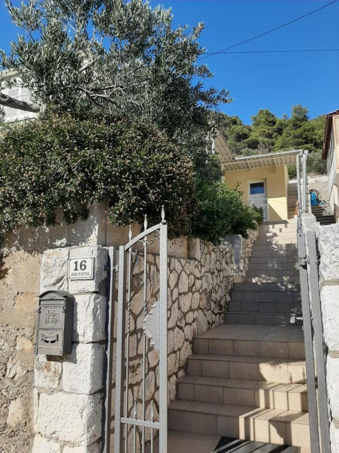 Apartman Matea Hvar Town Exterior photo
